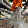 Un experto desvela los trucos para no caer en las trampas de los supermercados