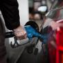 El precio de la gasolina da un volantazo a las puertas del verano