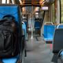 El 'método de la mochila': el consejo de la Guardia Civil para cuando viajes en metro o autobús