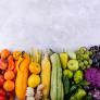 Cinco verduras y frutas que esconden sus poderosos beneficios en la piel y la mayoría las tira a la basura