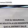 Piden a los vecinos cerrar una puerta con llave: alguien hace un apunte que ya ha leído media España