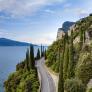 La panorámica carretera que salió en una peli de James Bond que atraviesa 50 kilómetros del lago más grande de Italia