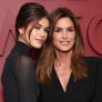 Zara lanza su propio 'streaming' para comprar en tiempo real con Cindy Crawford y Kaia Gerber