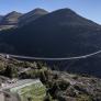 Uno de los puentes más largos del mundo se encuentra al lado de España: una pasarela colgante solo para osados