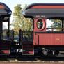 Padre e hijo tropiezan con una histórica locomotora abandonada, la llevan al jardín y montan el negocio del siglo