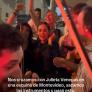 Tropiezan con Julieta Venegas en mitad de la calle y se forma un espectáculo digo del mejor documental
