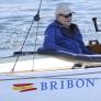 Juan Carlos I pasa la mañana de regatas en Sanxenxo con la infanta Elena