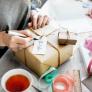 La tradición española de los regalos para profesoras al acabar el curso