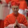 El cardenal Dominique Mamberti, la voz que desvela al mundo el nuevo papa