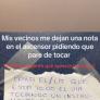 Un vecino le deja esta nota a un músico y al final muchos aplauden lo que han hecho los dos
