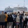 Crece la presión por la llegada masiva de cruceros al popular destino español y ya hablan de convertirlo en Venecia