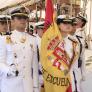Leonor, una vez más, sigue los pasos de su padre: abanderada en la jura de Cartagena