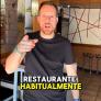 Un camarero pide a los clientes que dejen de quejarse de esto que hacen habitualmente y desata un tremendo debate