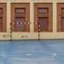 Unos padres se quejan al director del instituto porque hay un niño con dos madres y él les da una lección de por vida