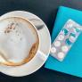 Una farmacéutica advierte de los seis medicamentos incompatibles con el café: es impepinable reajustar los horarios