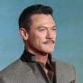 El actor Luke Evans habla de España de una forma que enamora: dice una frase para grabar en una camiseta