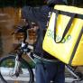 Multa de casi 850.000 euros a Glovo por emplear a extranjeros sin permiso de trabajo en España