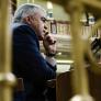 El PSOE defiende en bloque a Santos Cerdán, niega su implicación en la trama y asegura que "dará todas las explicaciones necesarias"