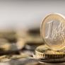 Una lingüista tiene que remontarse a la época de las míticas pesetas para desvelar por qué llamamos pavos a los euros