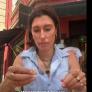 Se monta un aireado debate al ver el vídeo de esta extranjera desayunando "pan con tomate" en Valencia