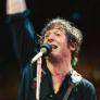 Así es Jeremy Allen White (y así canta) como Bruce Springsteen en el primer tráiler de su 'biopic'