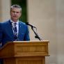 Pete Hegseth, tras los ataques de EEUU contra Irán: "Hemos devastado el programa nuclear iraní"