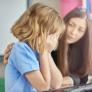 Una niña dice 'basta' y lanza un ataque a sus profes: "Una no me examinó porque estaba cansada, otra leía el diario"