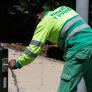 Un abogado laboralista responde a si puedes abandonar tu puesto de trabajo durante una jornada de calor muy intenso