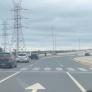 Se pasa la salida por no poder cambiar de carril y el resultado es surrealista: y no es la única