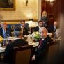 Una cena, un plan de expulsión y el Nobel de la Paz: crónica de una alianza sin complejos