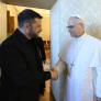 León XIV invita a Ucrania y a Rusia a negociar la paz en el Vaticano y llama al diálogo