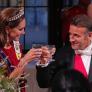 Macron le hace este gesto a Kate Middleton en su visita a Reino Unido y las redes revolucionan: "Es extremadamente grosero"
