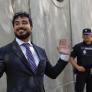 Alvise Pérez insulta a los periodistas tras reconocer ante el juez que recibió un maletín negro con 100.000 euros