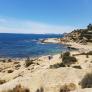 Aparece un cadáver flotando en la cala de La Palmera en Alicante