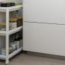 El secreto mejor guardado de Ikea para cocinas y baños minis es este invento que cabe en cualquier rincón