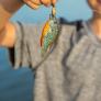 Un niño pesca tres peces extraños, descubre que es una especie invasora y se toma la justicia por su mano