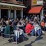 Un italiano, un albanés y un español cenan en un restaurante, escapan pero cometen un error: "Idiotas astutos, paguen"