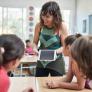 Una profesora entra en cólera por el nivel de rendimiento de sus alumnos y apuesta por volver al pasado