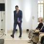 Sánchez confirma que el Gobierno aprobará mañana la ampliación de los permisos parentales