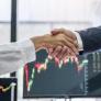 Nuevos datos muestran que las acciones europeas han superado silenciosamente al S&P 500 en 3 sectores clave