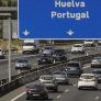 La operación salida comienza con retenciones en Madrid y las grandes ciudades