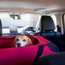 Un bombero experto en seguridad canina descubre un fallo en los transportines en el coche y da con una solución segura