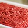 Se rompe un diente por un hueso en la carne picada y la bomba de humo de la aseguradora del supermercado acaba en indemnización