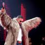 Maluma se detiene en pleno concierto para dirigirse así a una madre por llevar a su bebé: "Con todo respeto..."