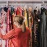 Compra una chaqueta de segunda mano por 7 euros y lo que encuentra en sus bolsillos deleita a su estómago