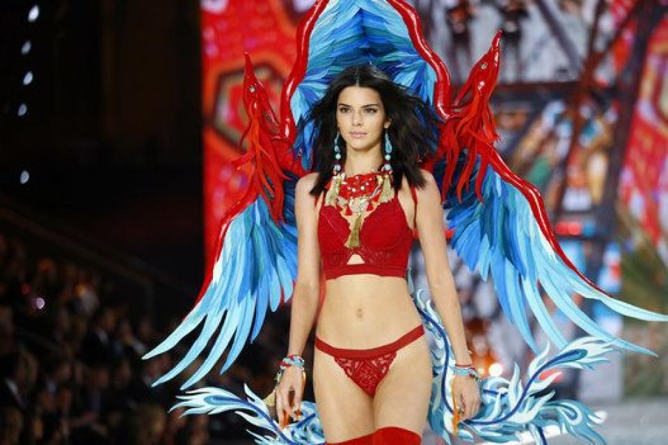 Estas son las seis curiosas cosas que exige Kendall Jenner en su camerino