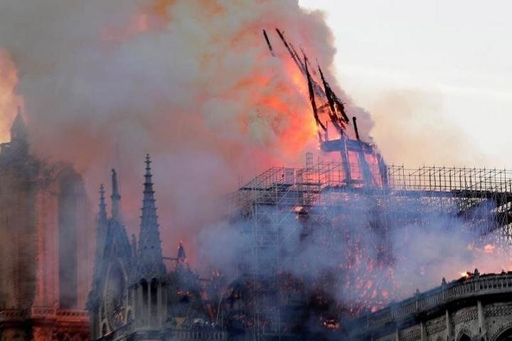 Incendio Notre Dame