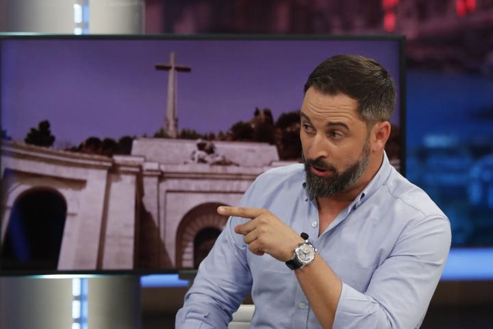 Santiago Abascal y su reloj en 'El Hormiguero'. 