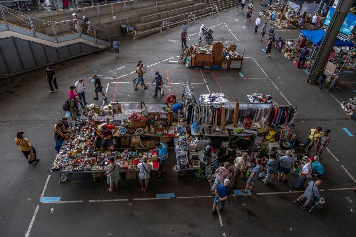 El mercado de Los Encantes de Barcelona, sometido a restricciones de seguridad