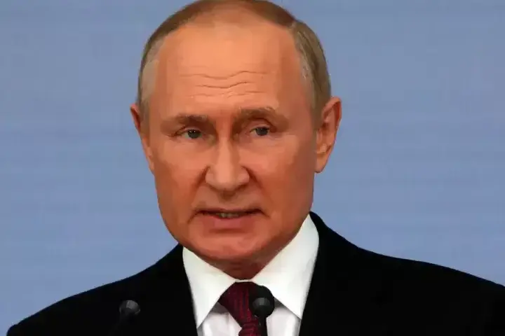 En su última comparecencia pública, Putin dejó la puerta abierta a usar armas nucleares.